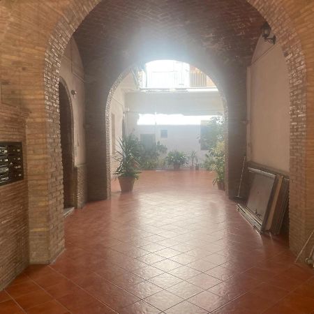 Be Your Home - Grazioso Monolocale Tra Porto E Stazione Civitavecchia Eksteriør bilde