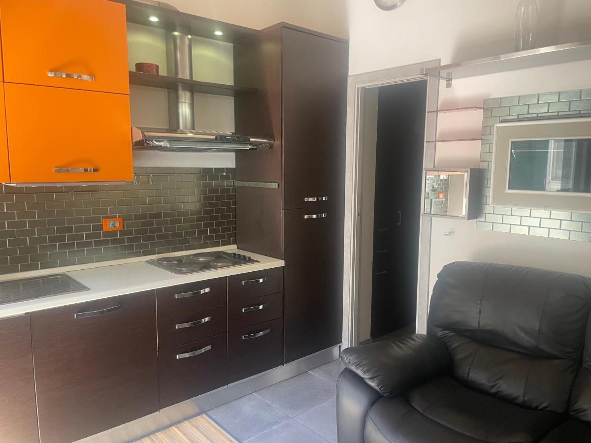 Be Your Home - Grazioso Monolocale Tra Porto E Stazione Civitavecchia Eksteriør bilde